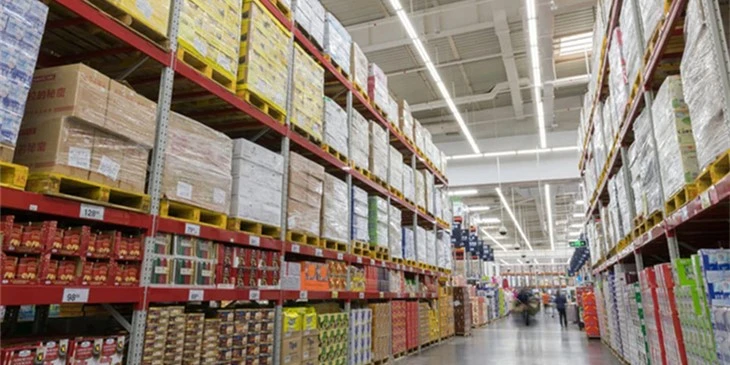 Retail stores and supermarkets